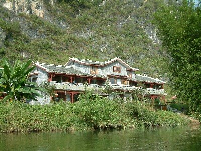 Yangshuo Mountain Retreat